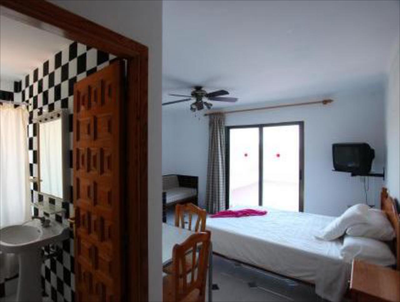 Apartamentos Es Grop