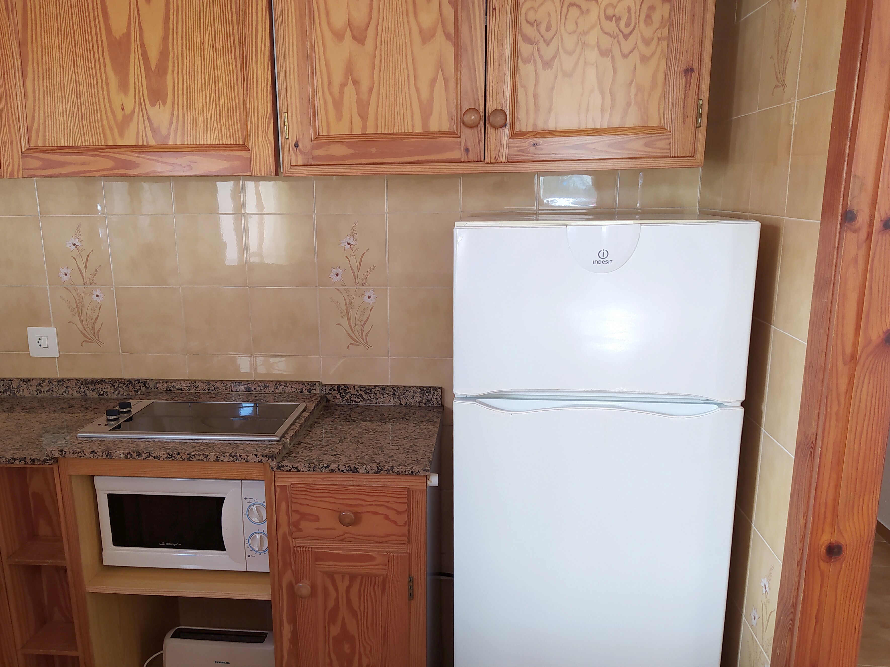 Es Puet Blanc By Flats Friends