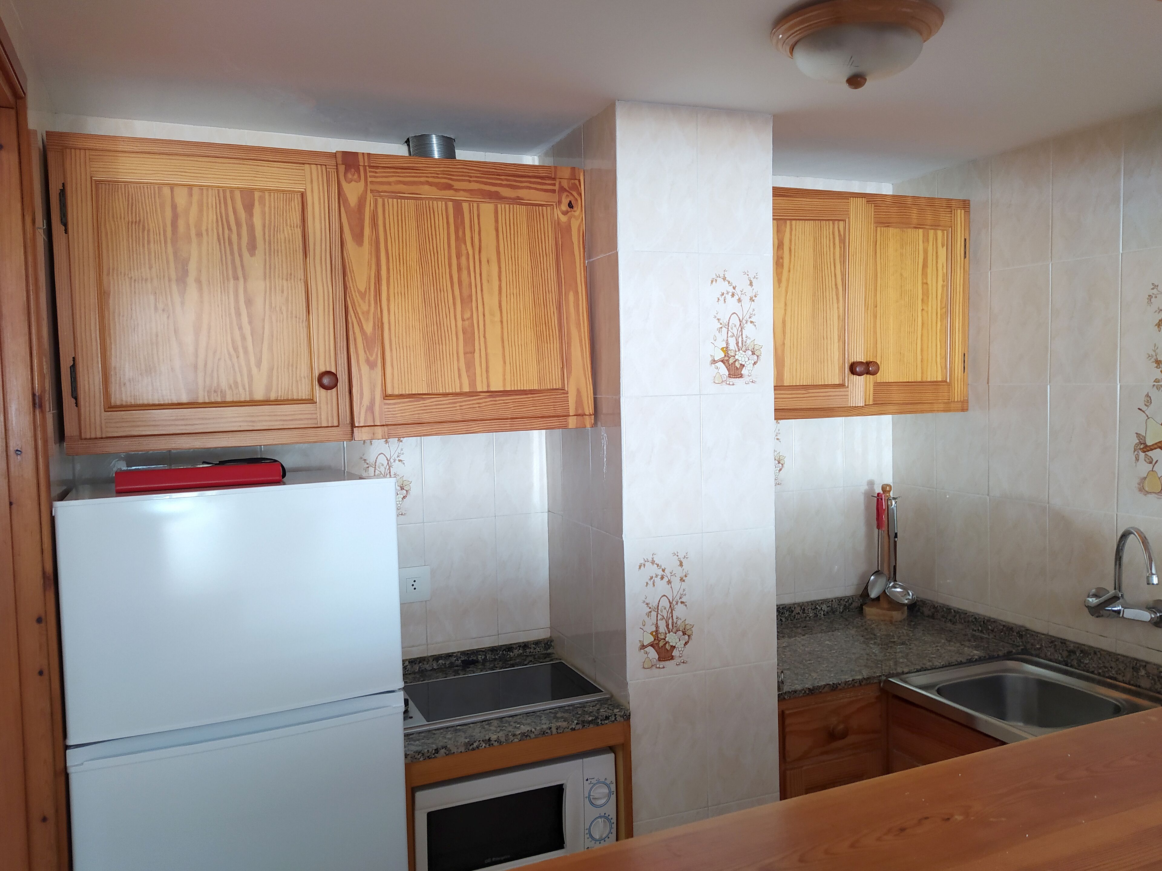 Es Puet Blanc By Flats Friends