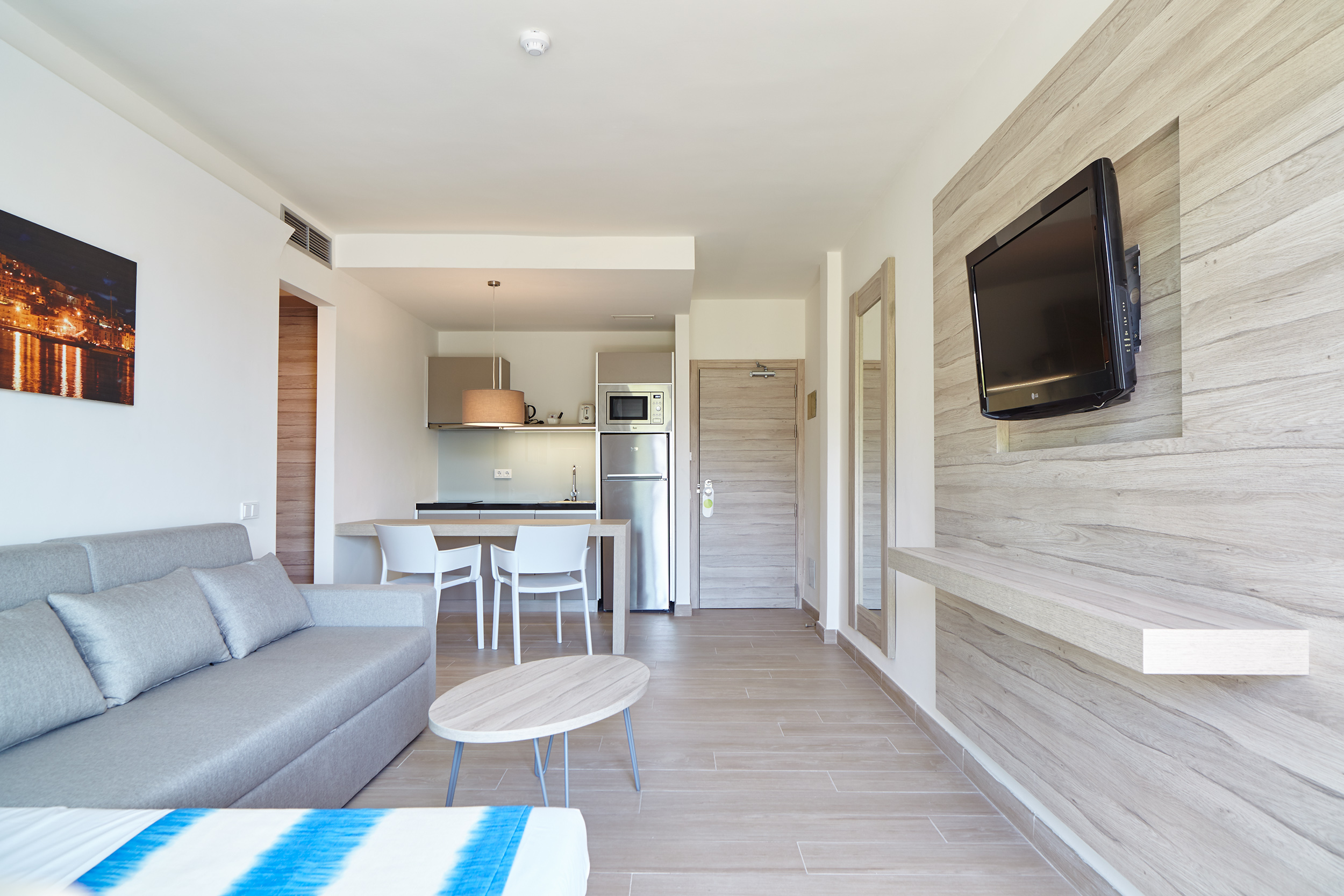 Sol Bahía Ibiza Suites