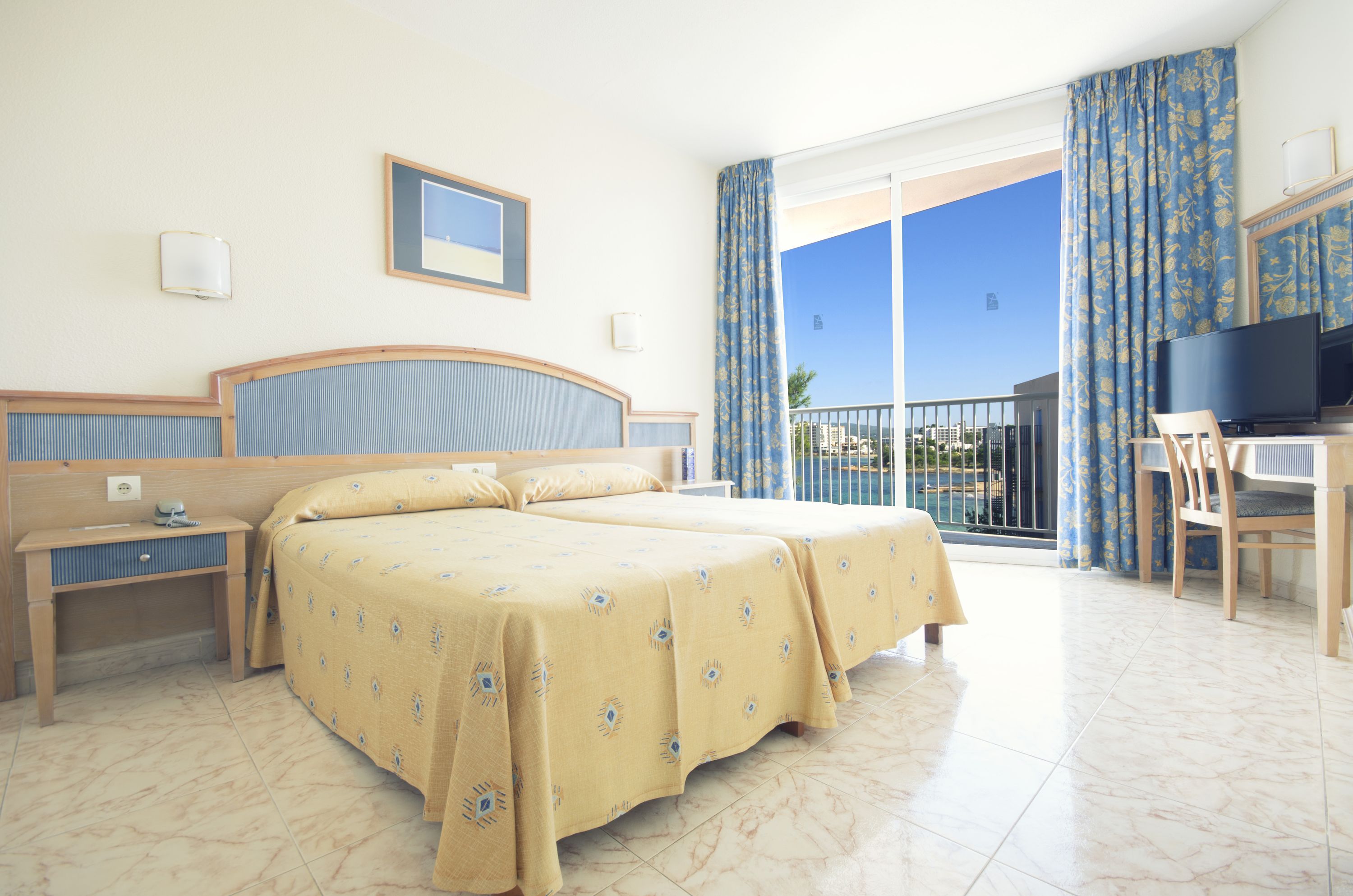 azuLine Hotel Mar Amantis & Mar Amantis II