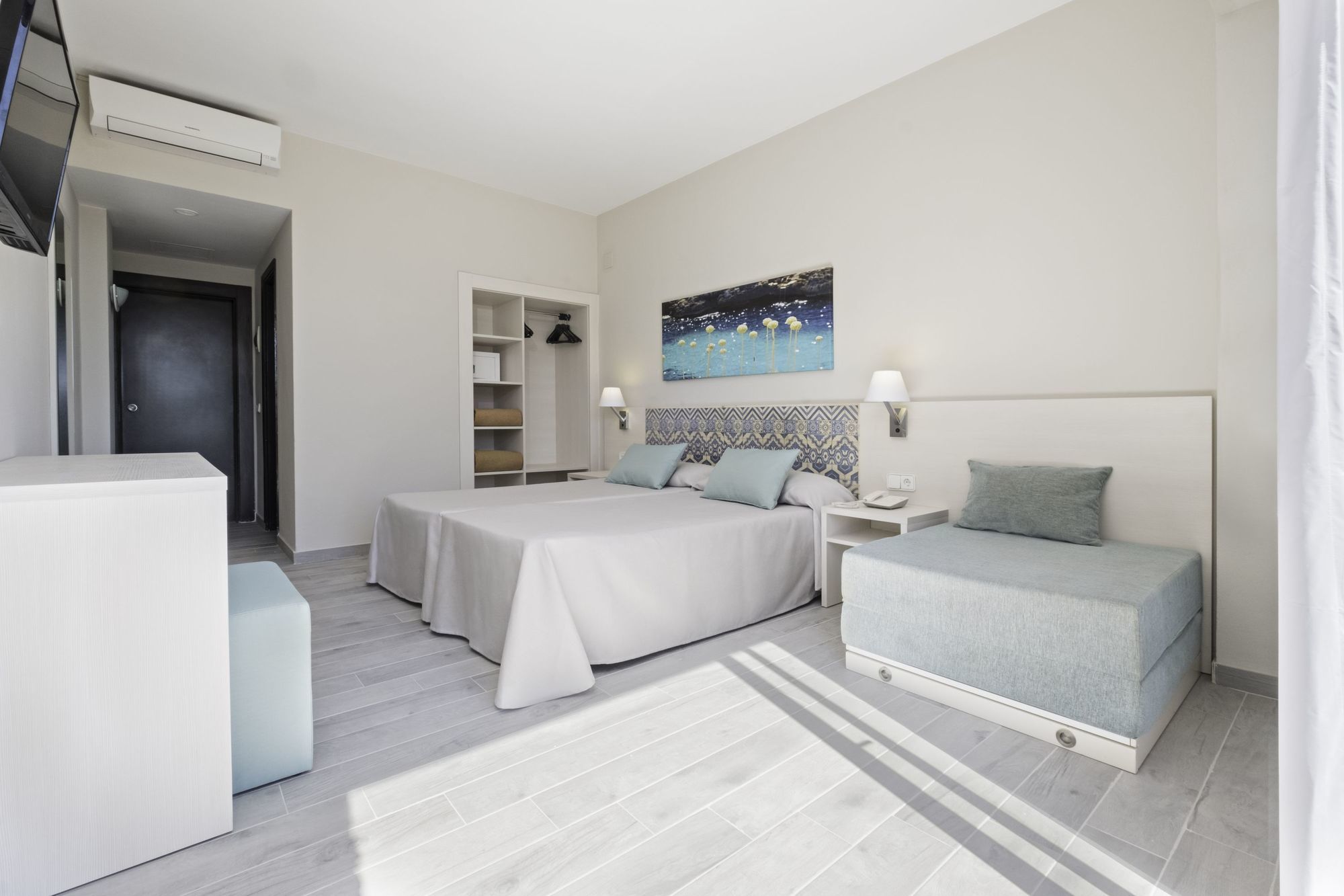 azuLine Hotel Llevant