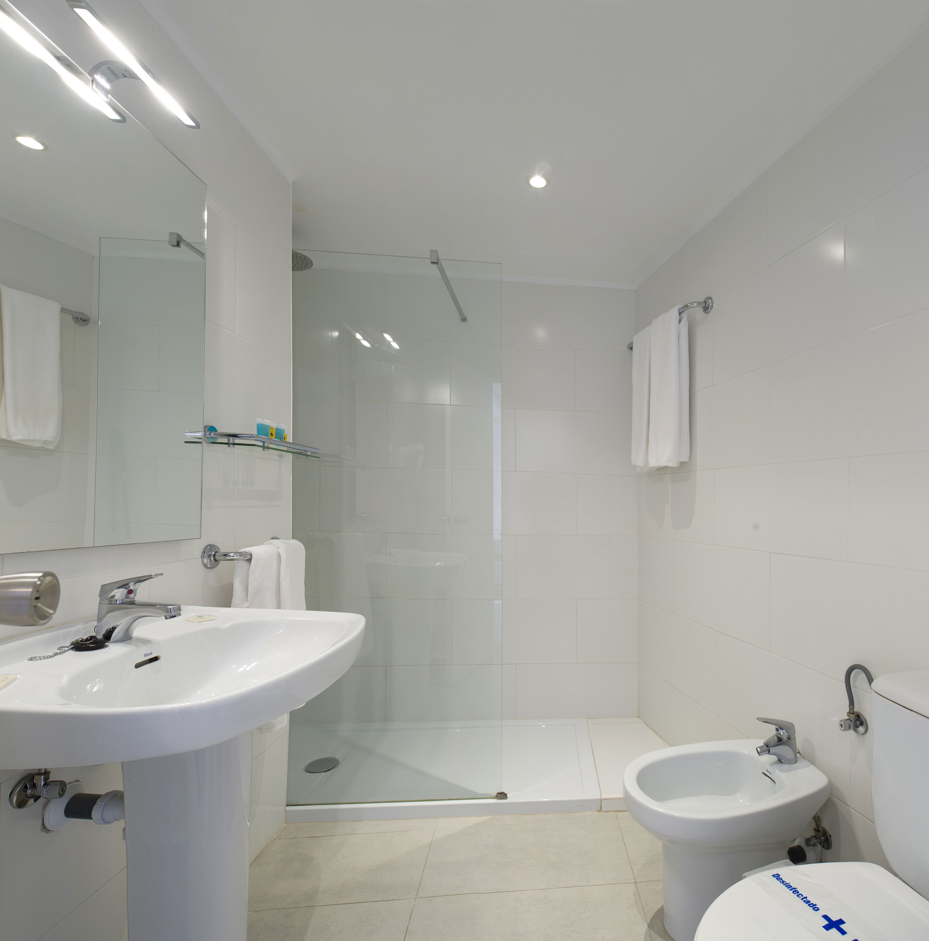 Coral Star Apartments