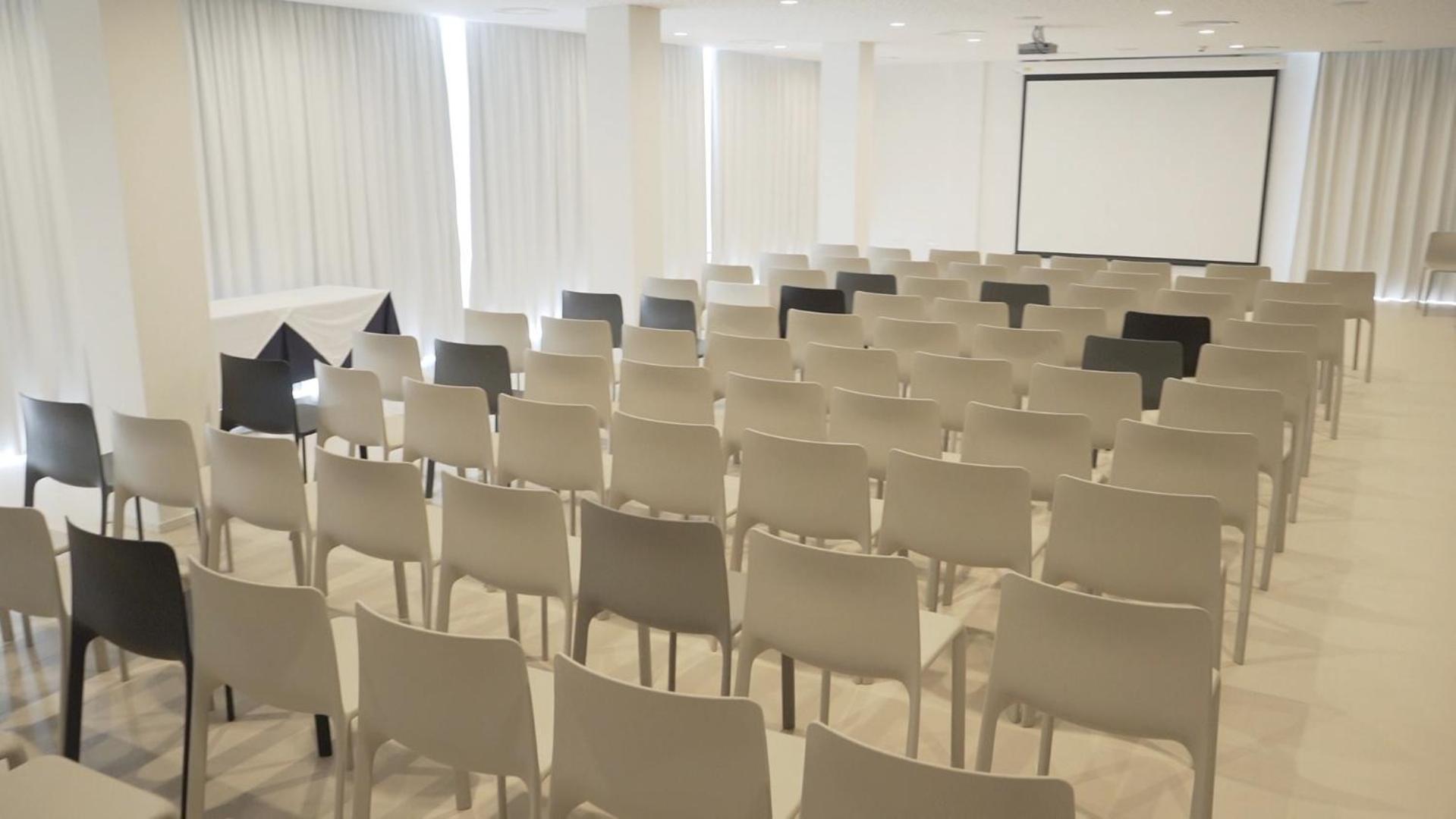 Els Pins Resort & Spa