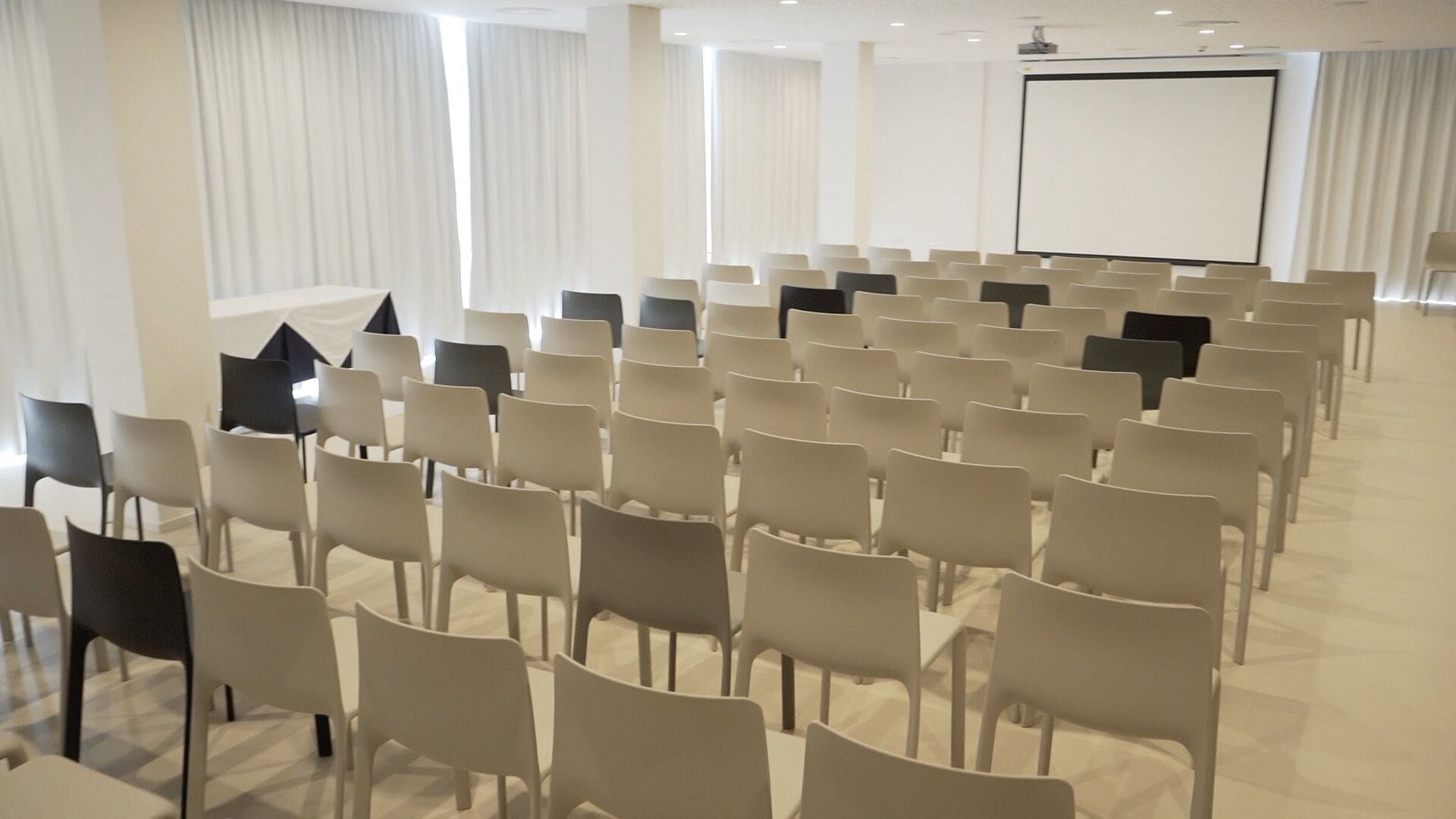 Els Pins Resort & Spa