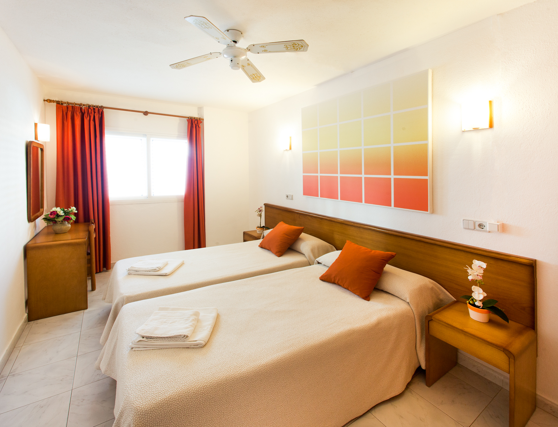 Apartamentos Oasis Sa Tanca