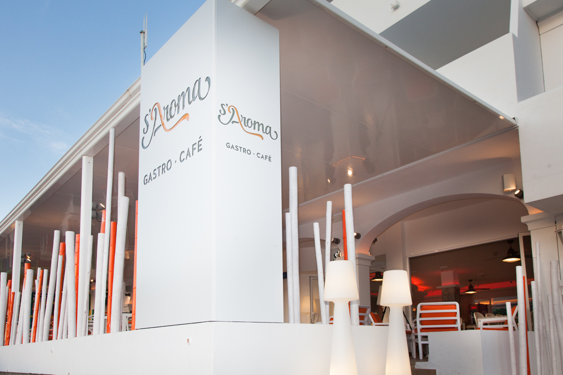 Apartamentos Oasis Sa Tanca