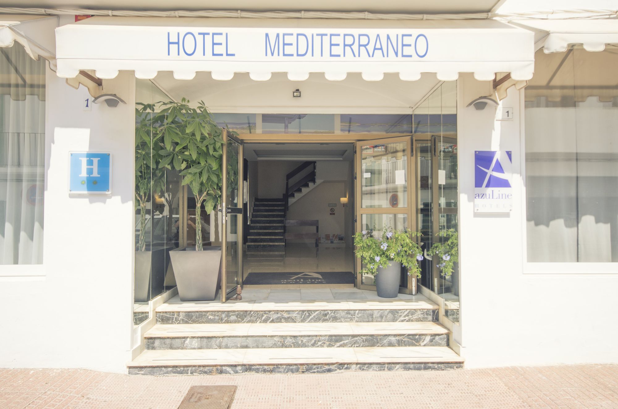 azuLine Hotel Mediterraneo