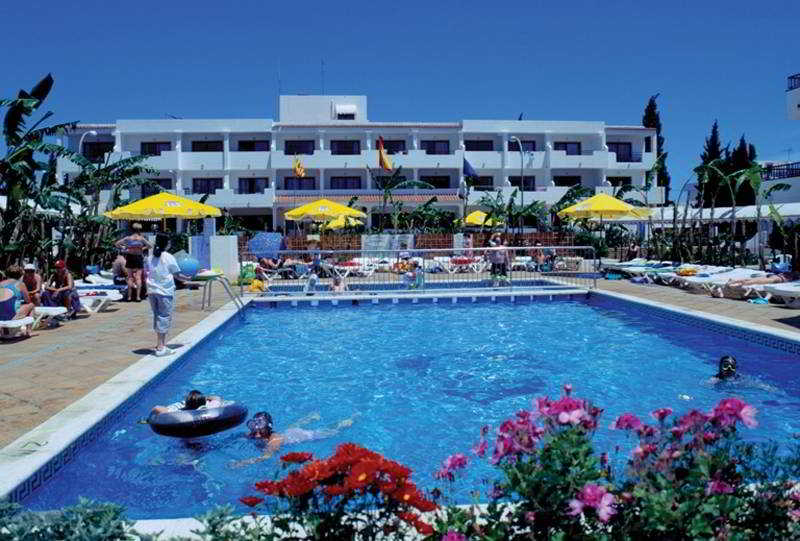 Apartamentos Casa Luis by Invisa