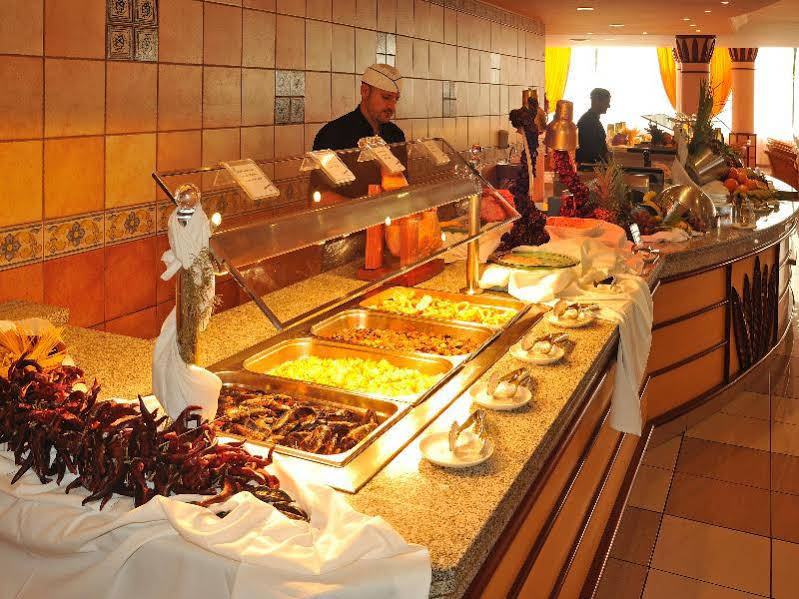 Grupotel Santa Eulària & Spa