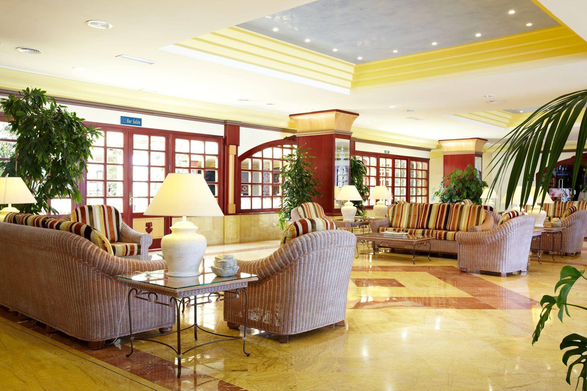 Grupotel Santa Eulària & Spa