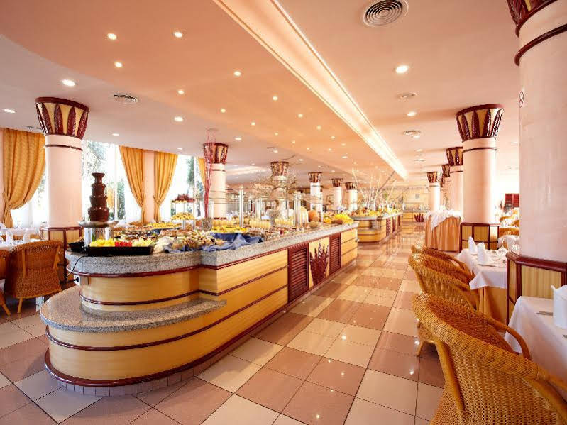 Grupotel Santa Eulària & Spa