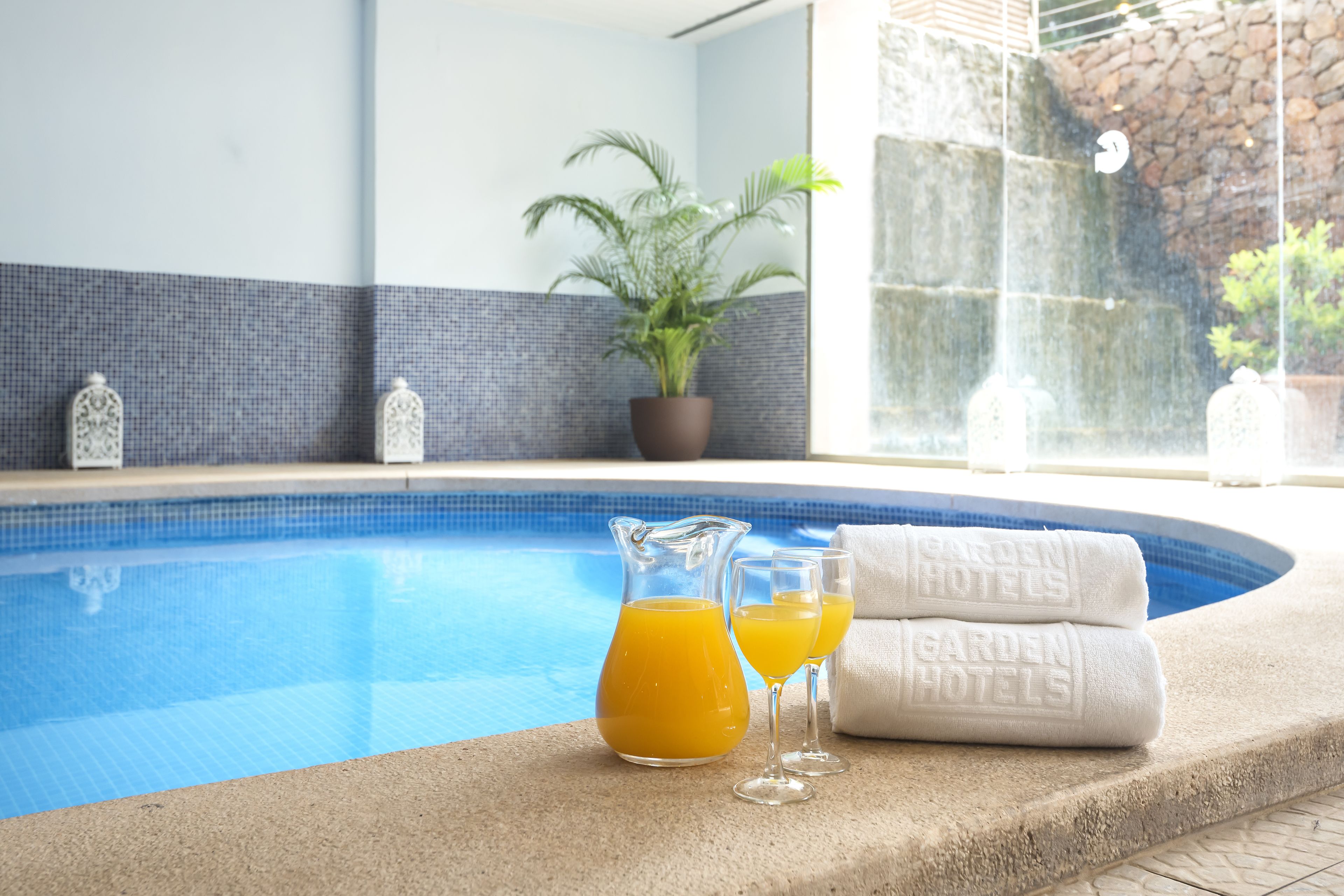 Tropic Garden Hotel & Apartments