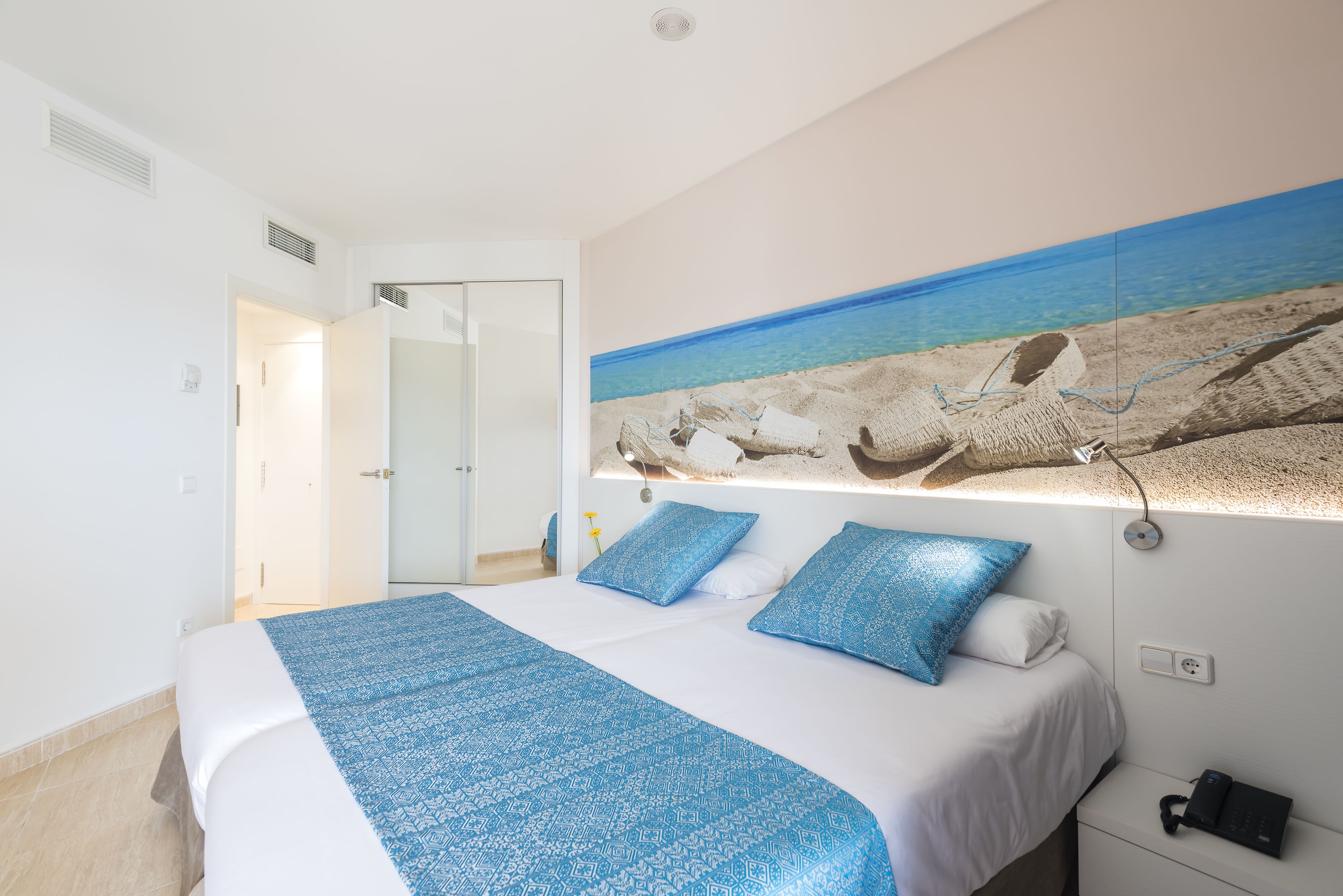 Tropic Garden Hotel & Apartments