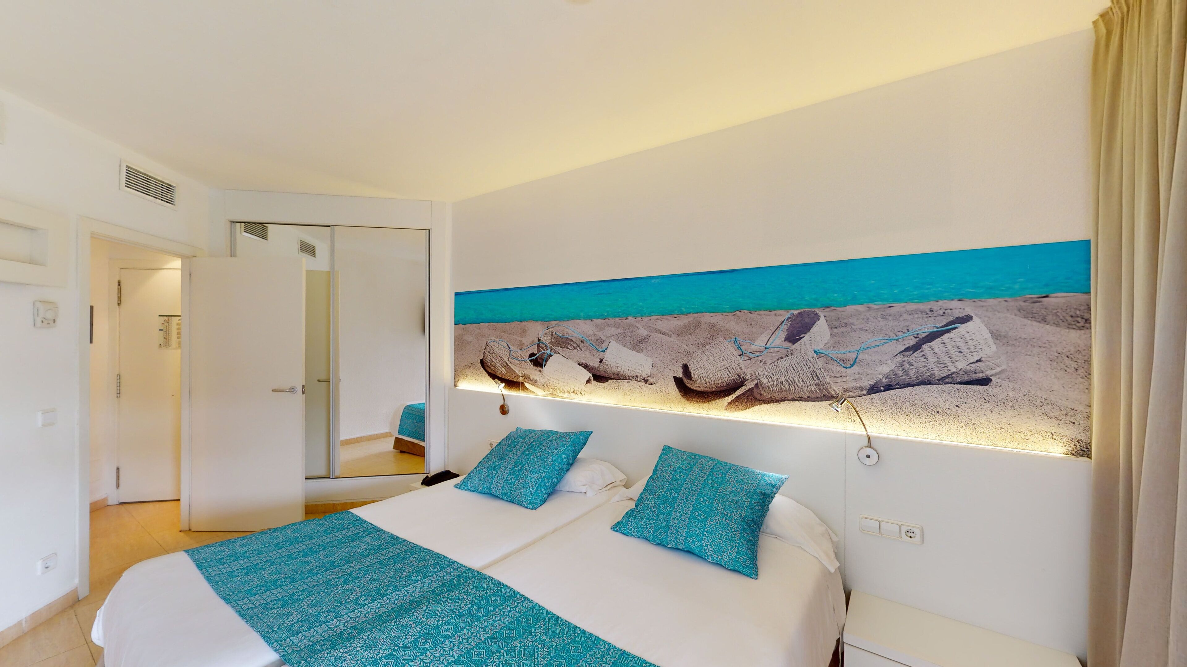 Tropic Garden Hotel & Apartments