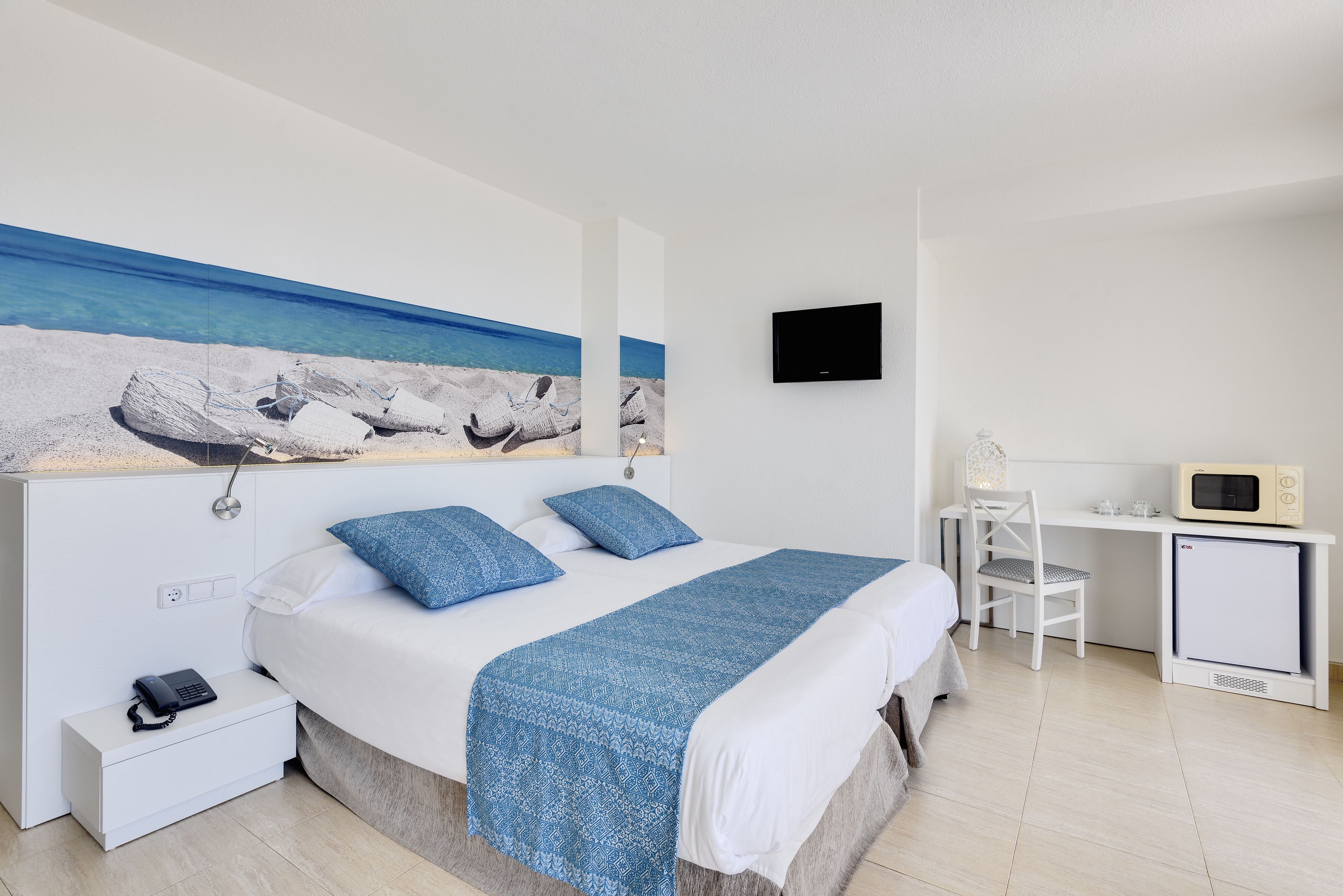 Tropic Garden Hotel & Apartments