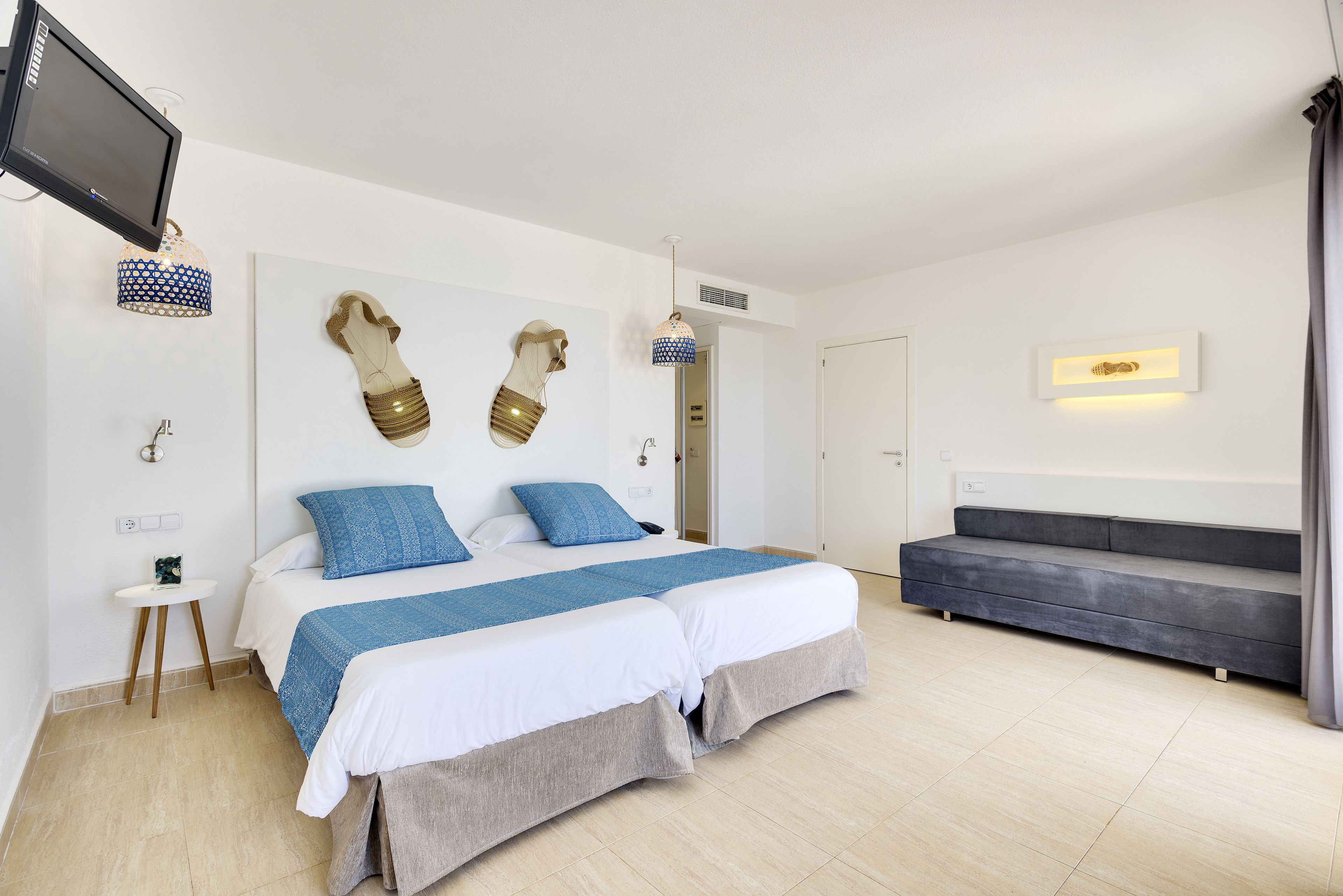 Tropic Garden Hotel & Apartments