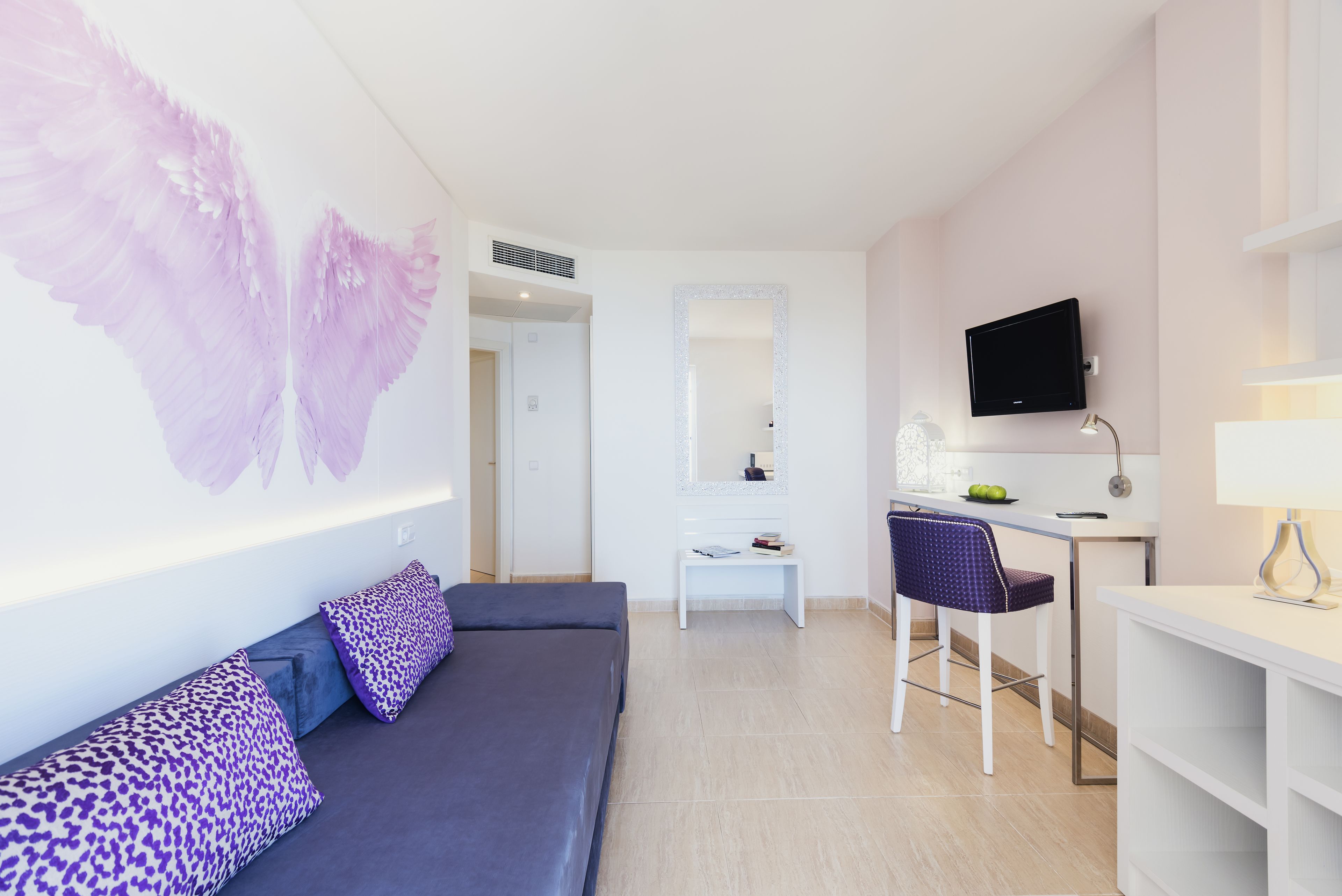 Tropic Garden Hotel & Apartments