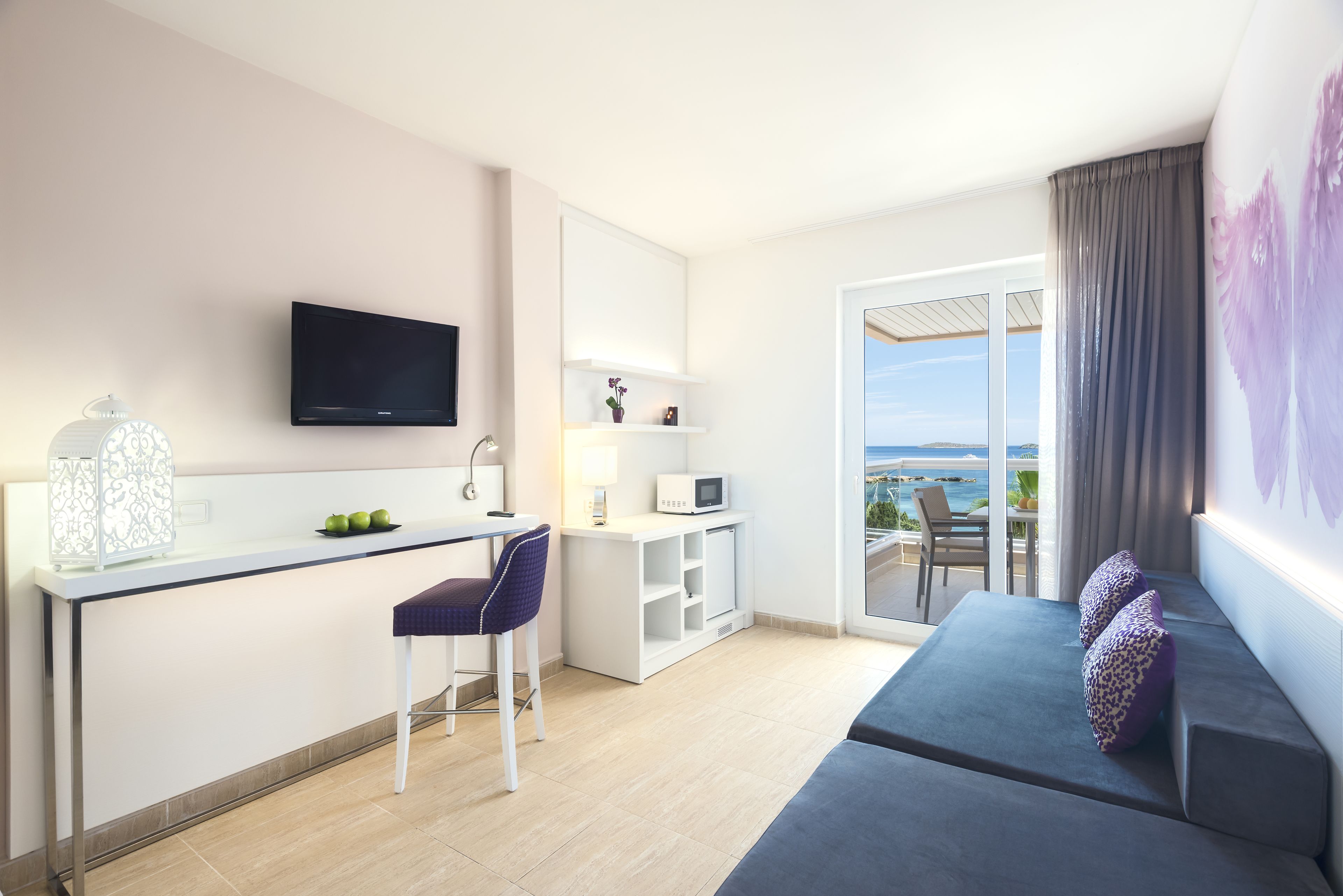 Tropic Garden Hotel & Apartments