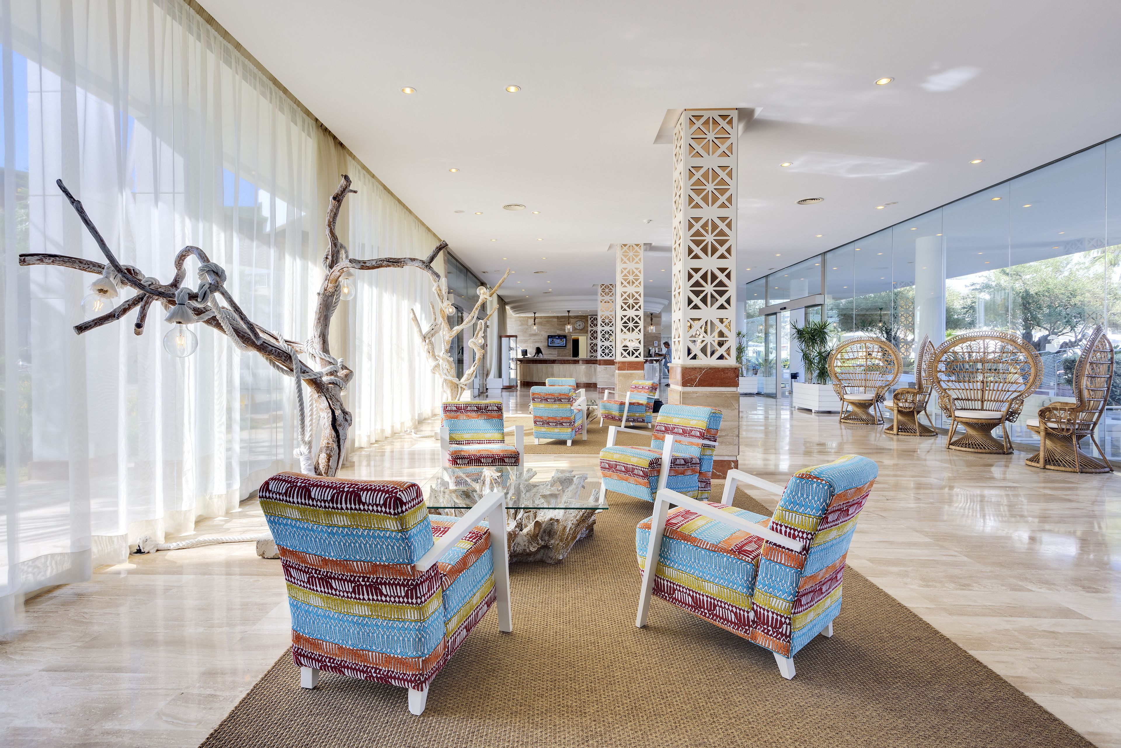 Tropic Garden Hotel & Apartments