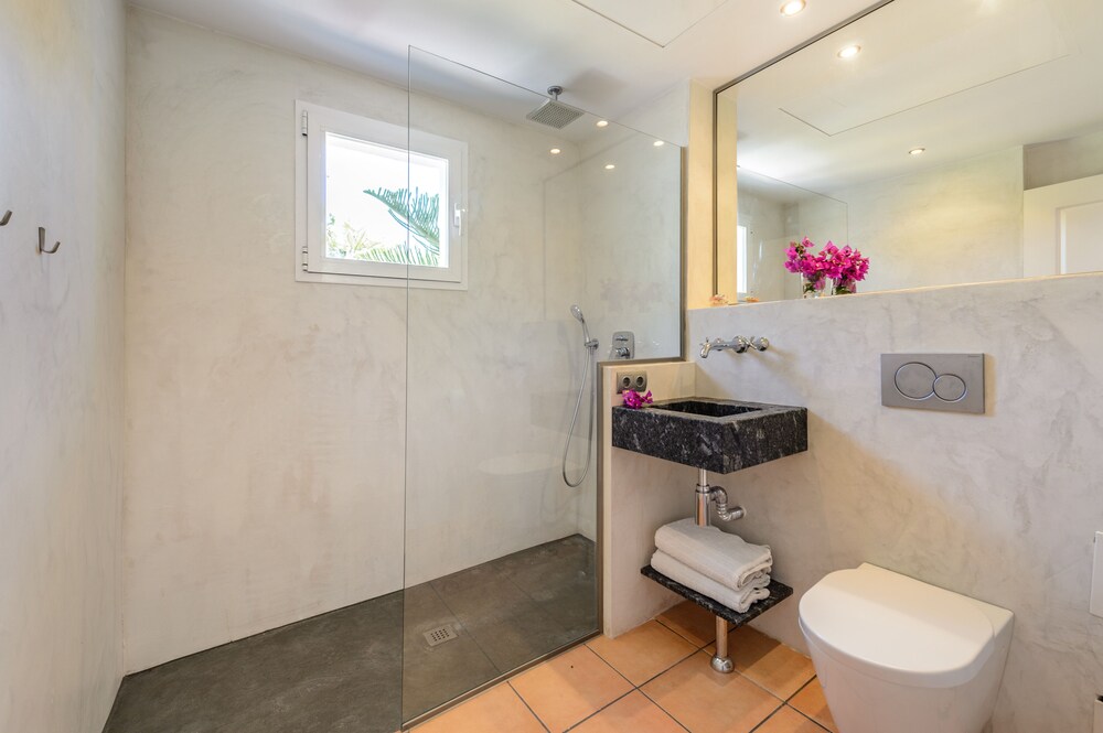 Villa Blanca Santa Eulalia