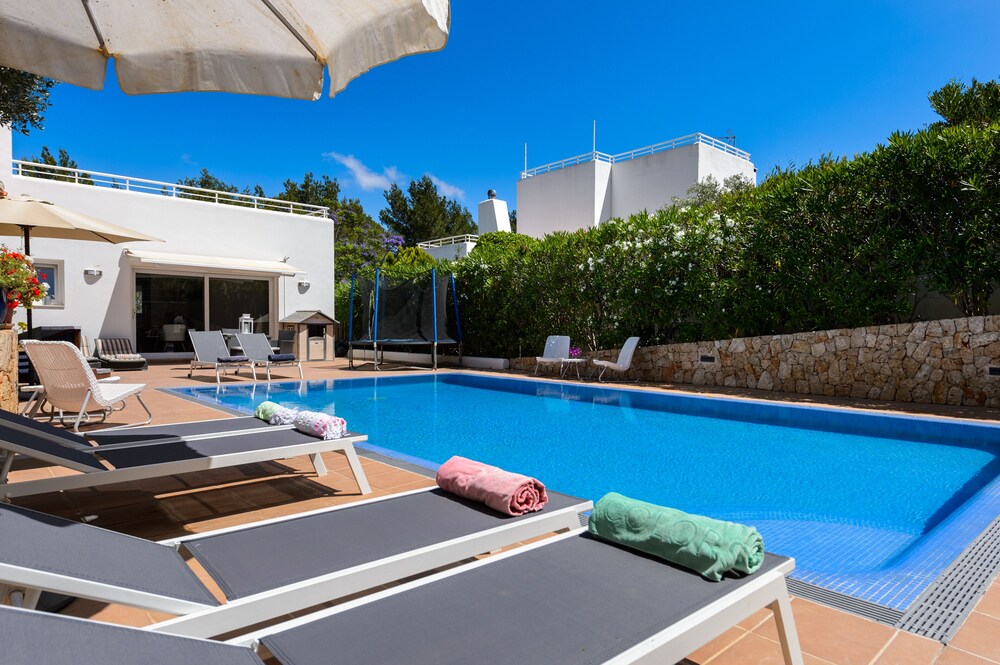 Villa Blanca Santa Eulalia