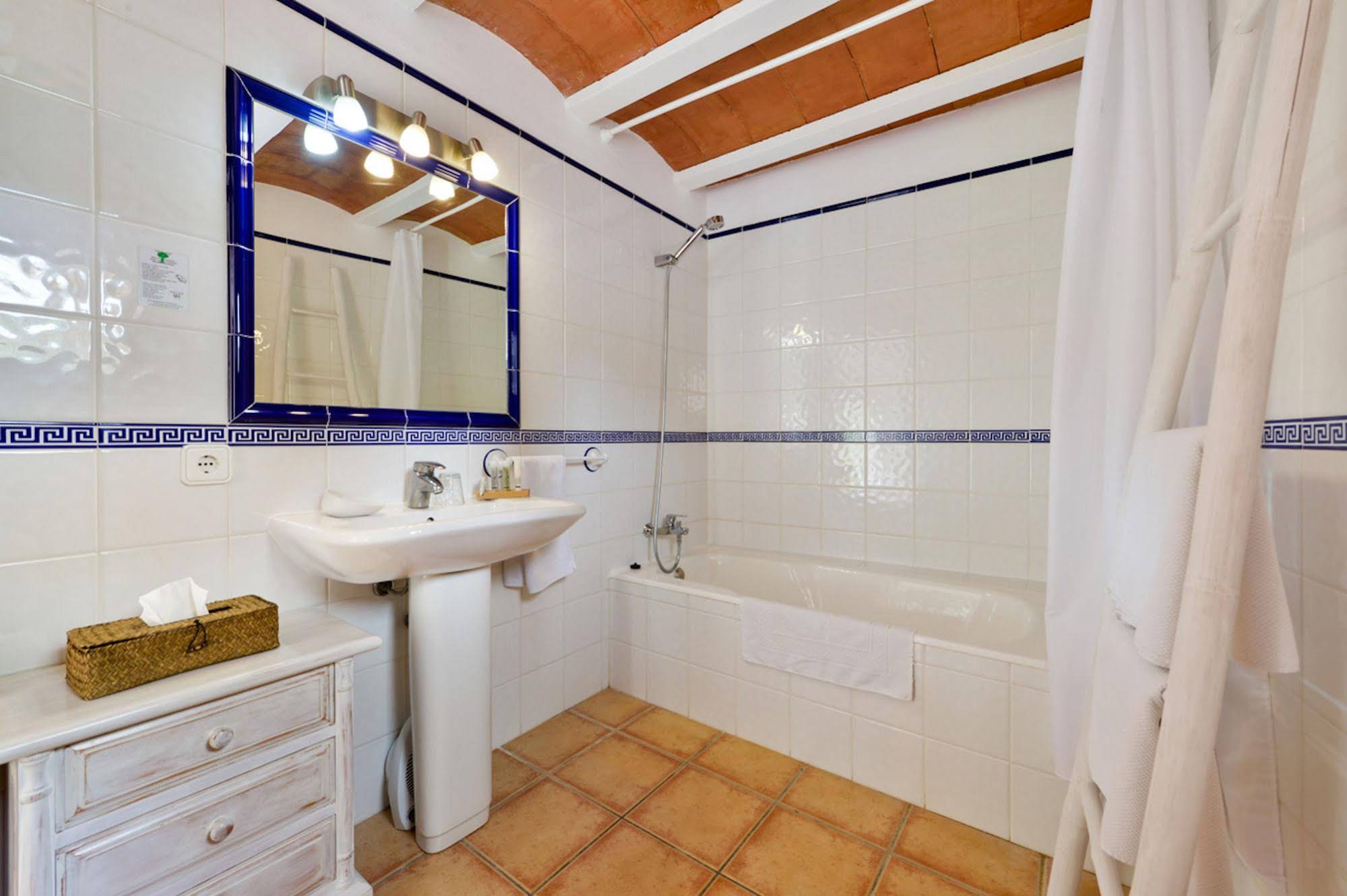 Valley Club Ibiza - Boutique Agroturismo