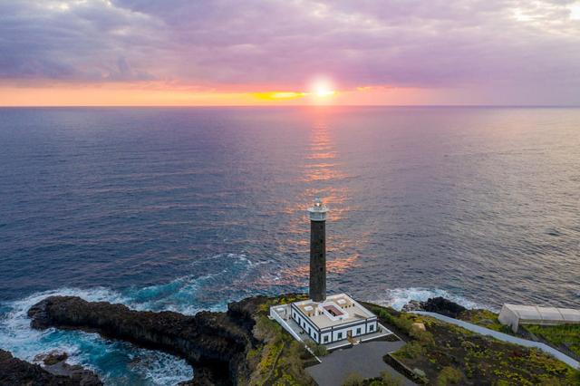 Faro Punta Cumplida
