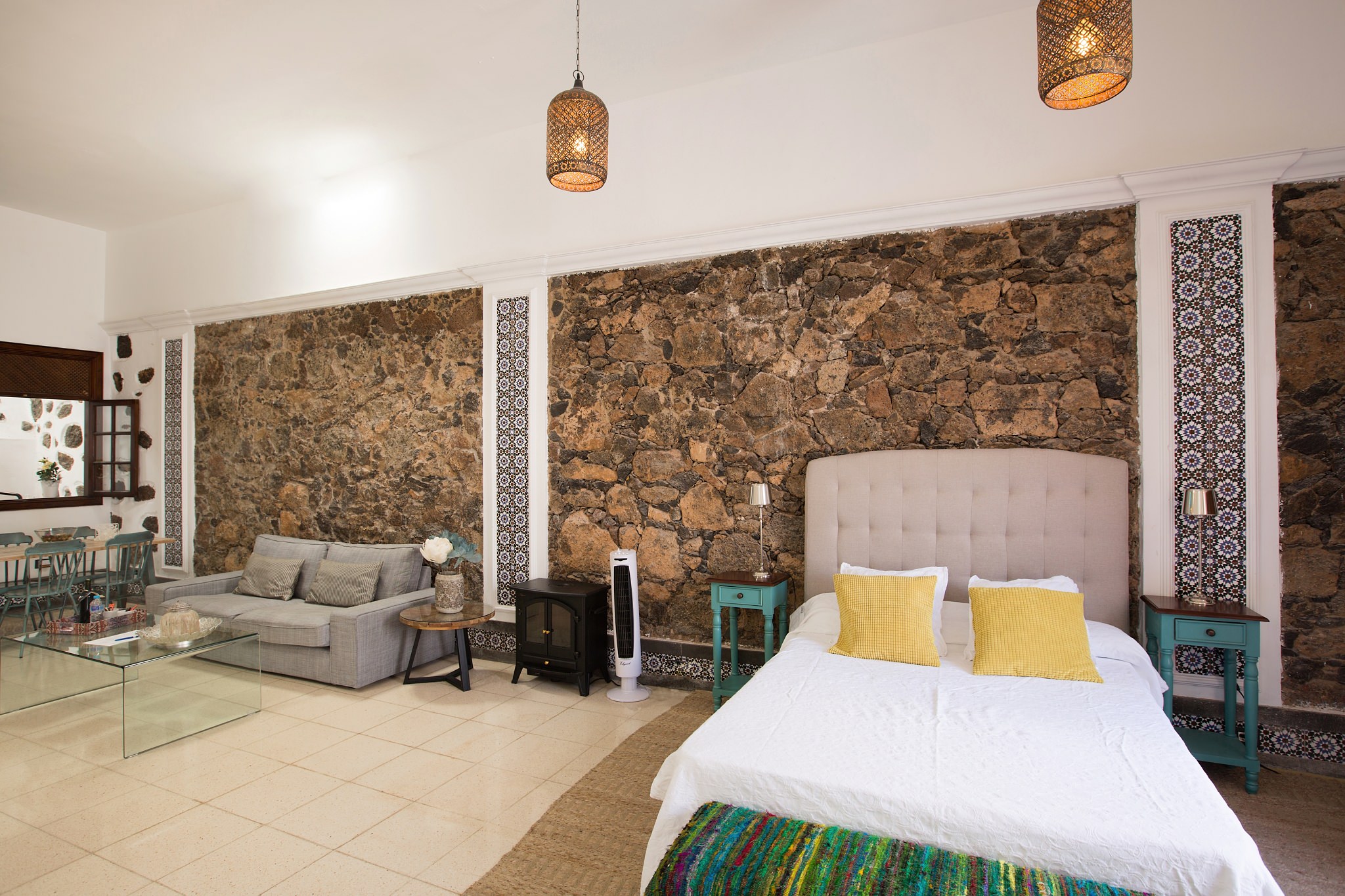 El Charco Suites