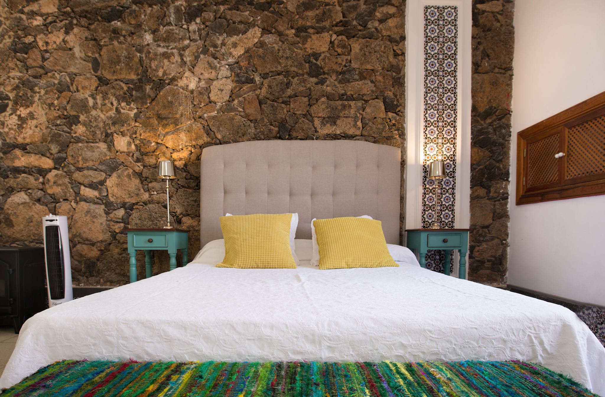 El Charco Suites