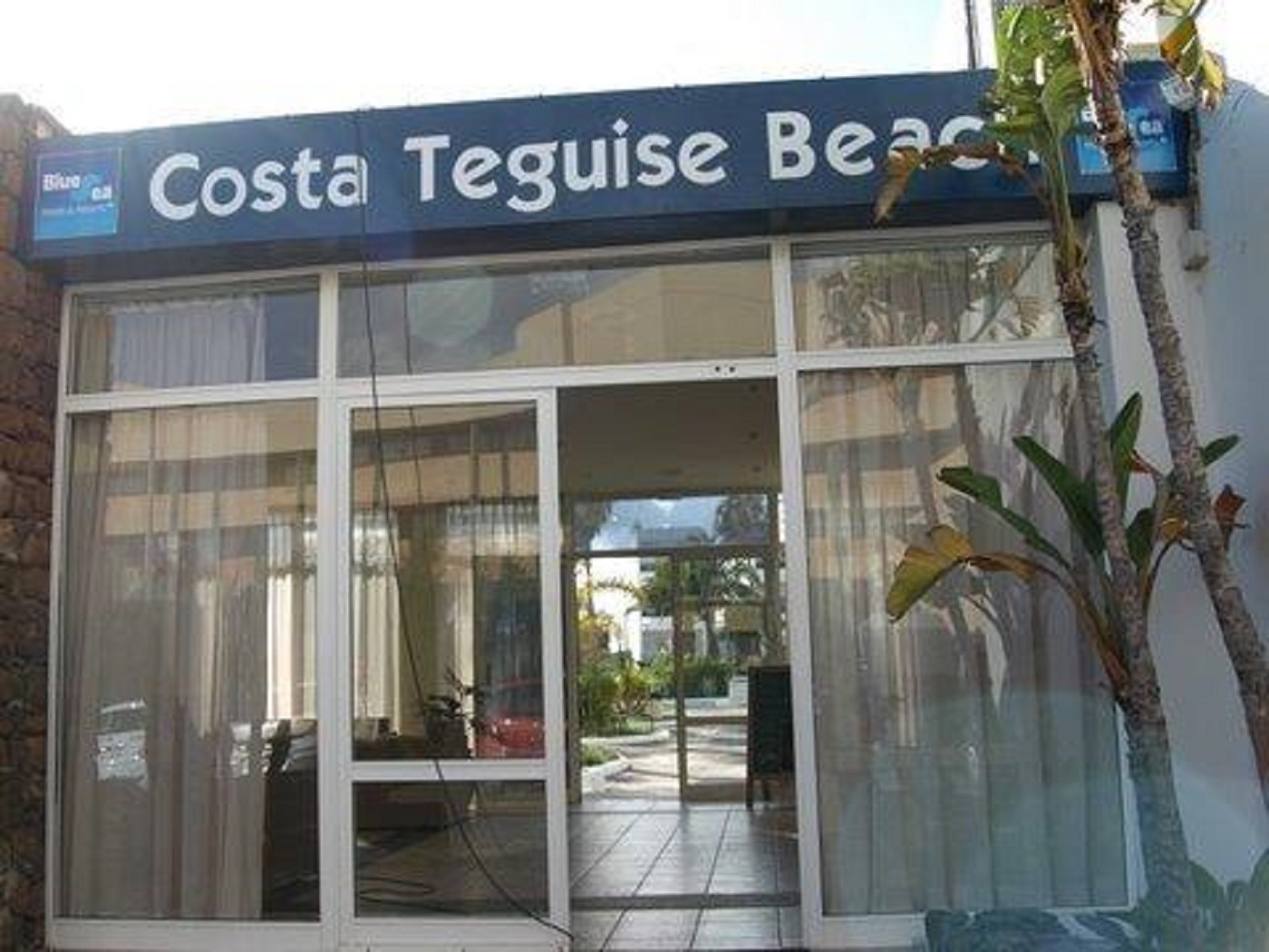 Blue Sea Costa Teguise Beach