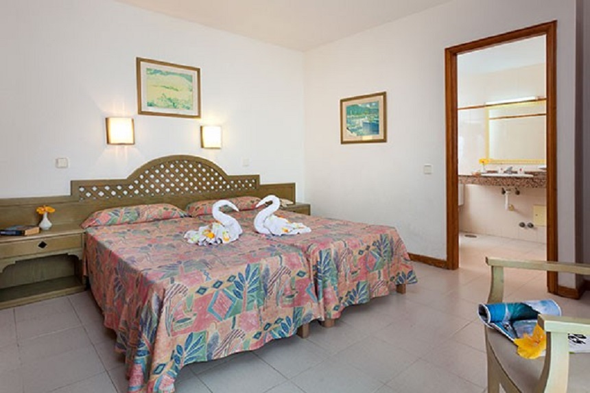 Blue Sea Costa Teguise Beach