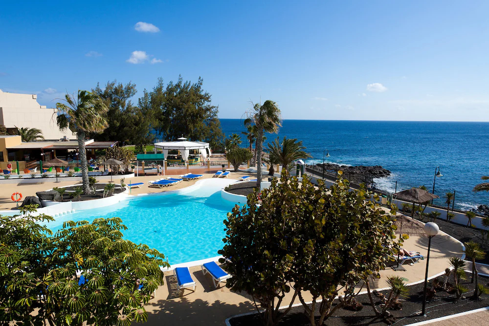 Blue Sea Costa Teguise Beach