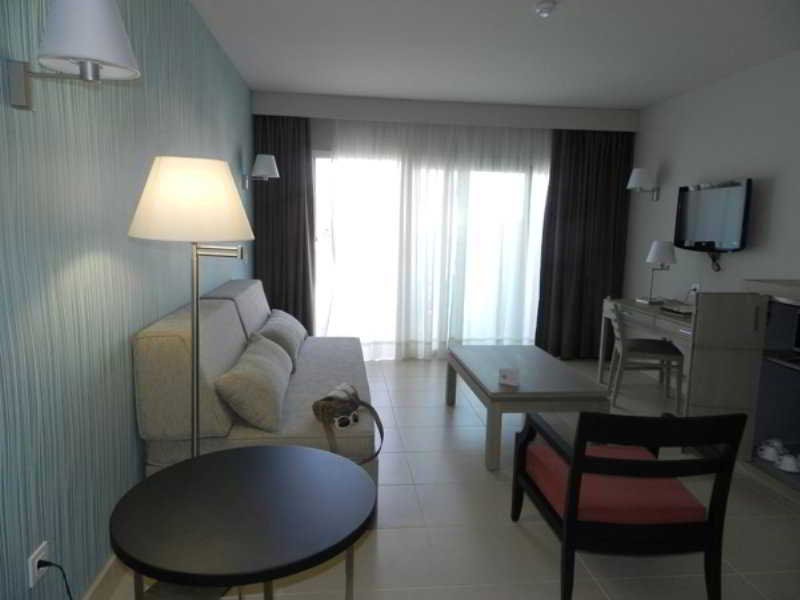 HD Beach Resort & Spa