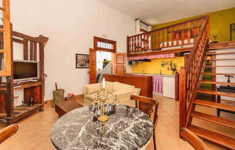 Casa Lola y Juan