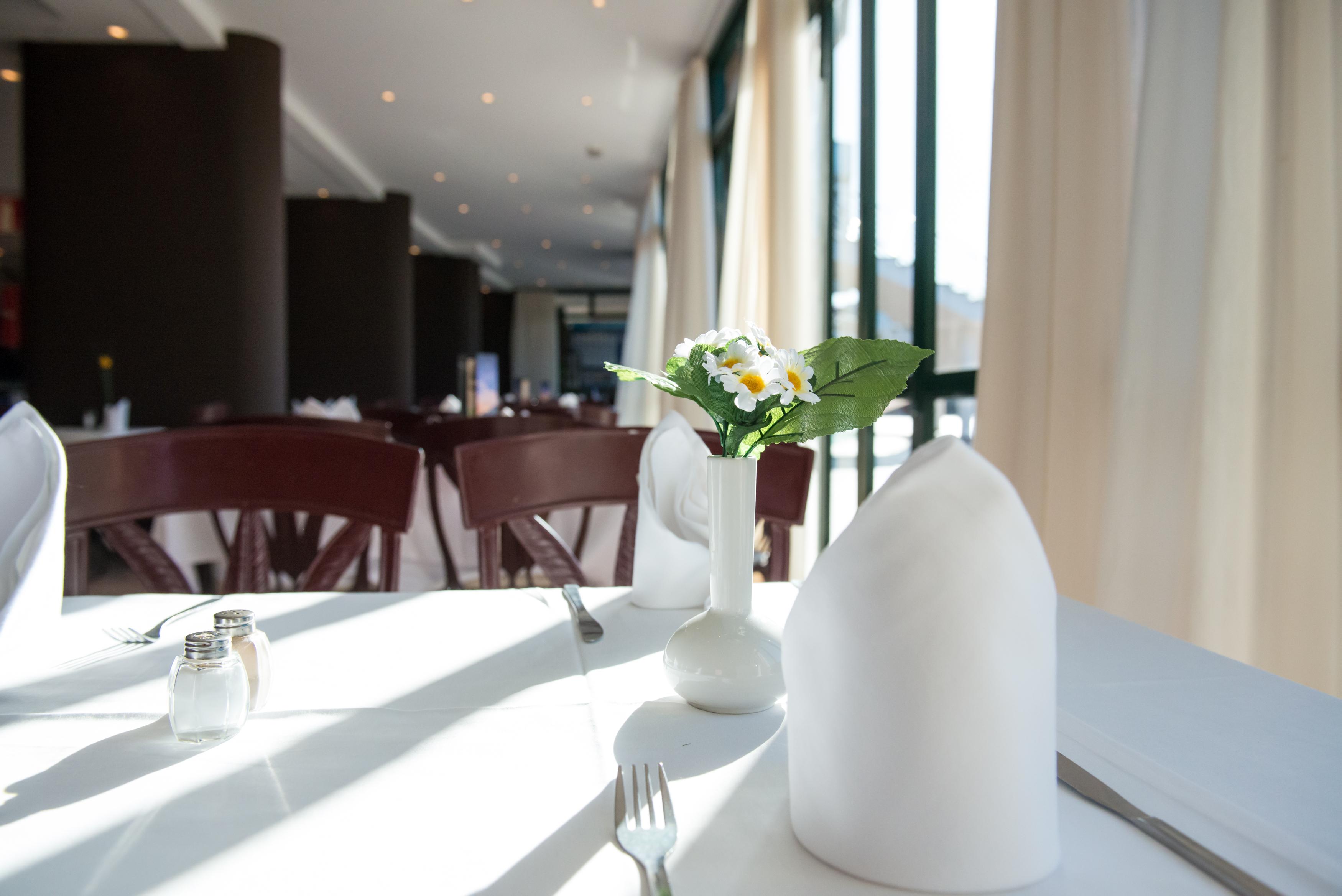 HL Club Playa Blanca Hotel