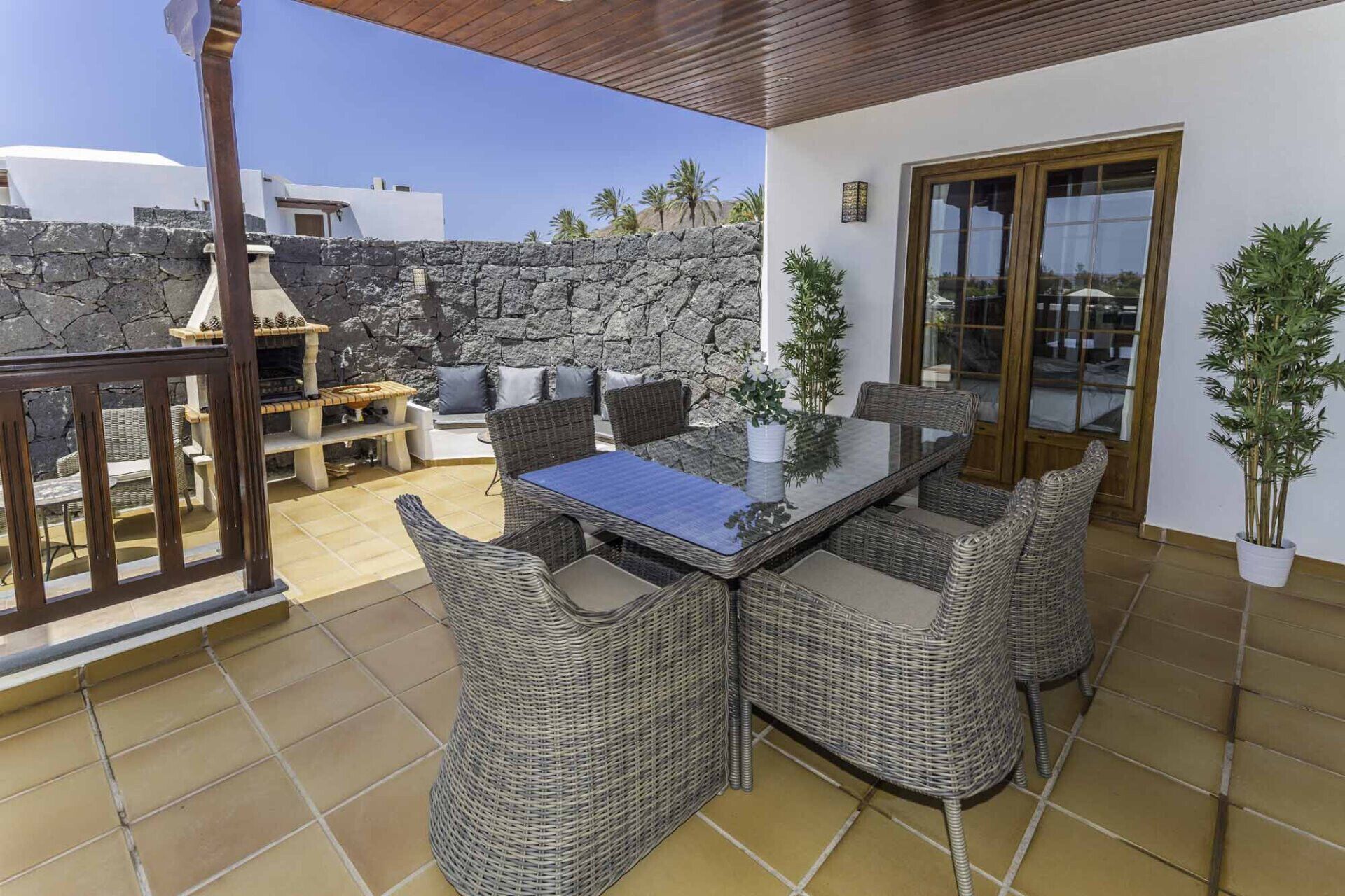 Villa Azure LH122 By Villas Now Ltd