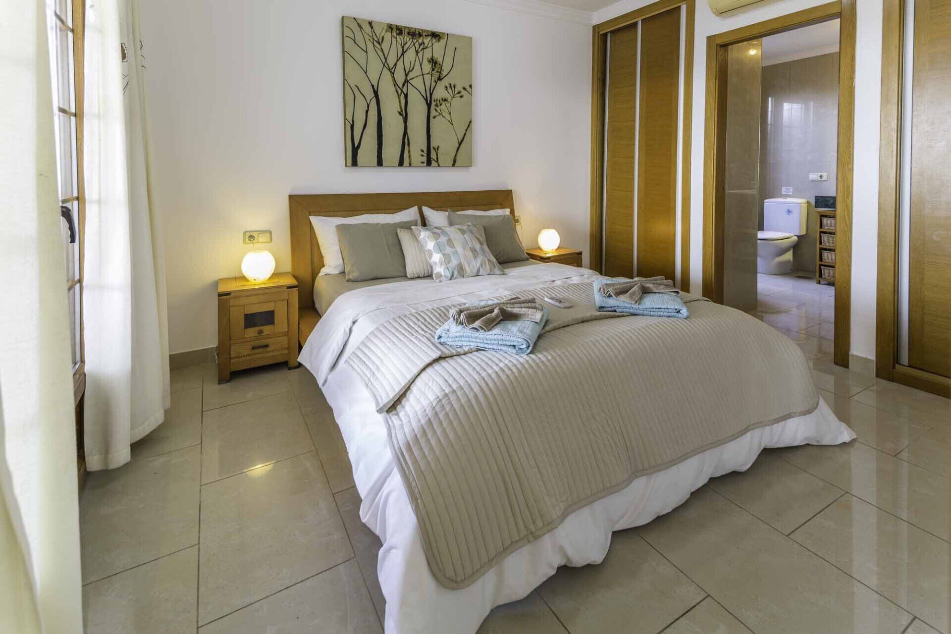 Villa Azure LH122 By Villas Now Ltd