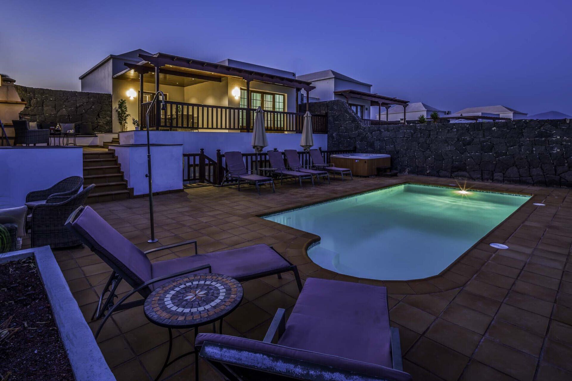 Villa Azure LH122 By Villas Now Ltd