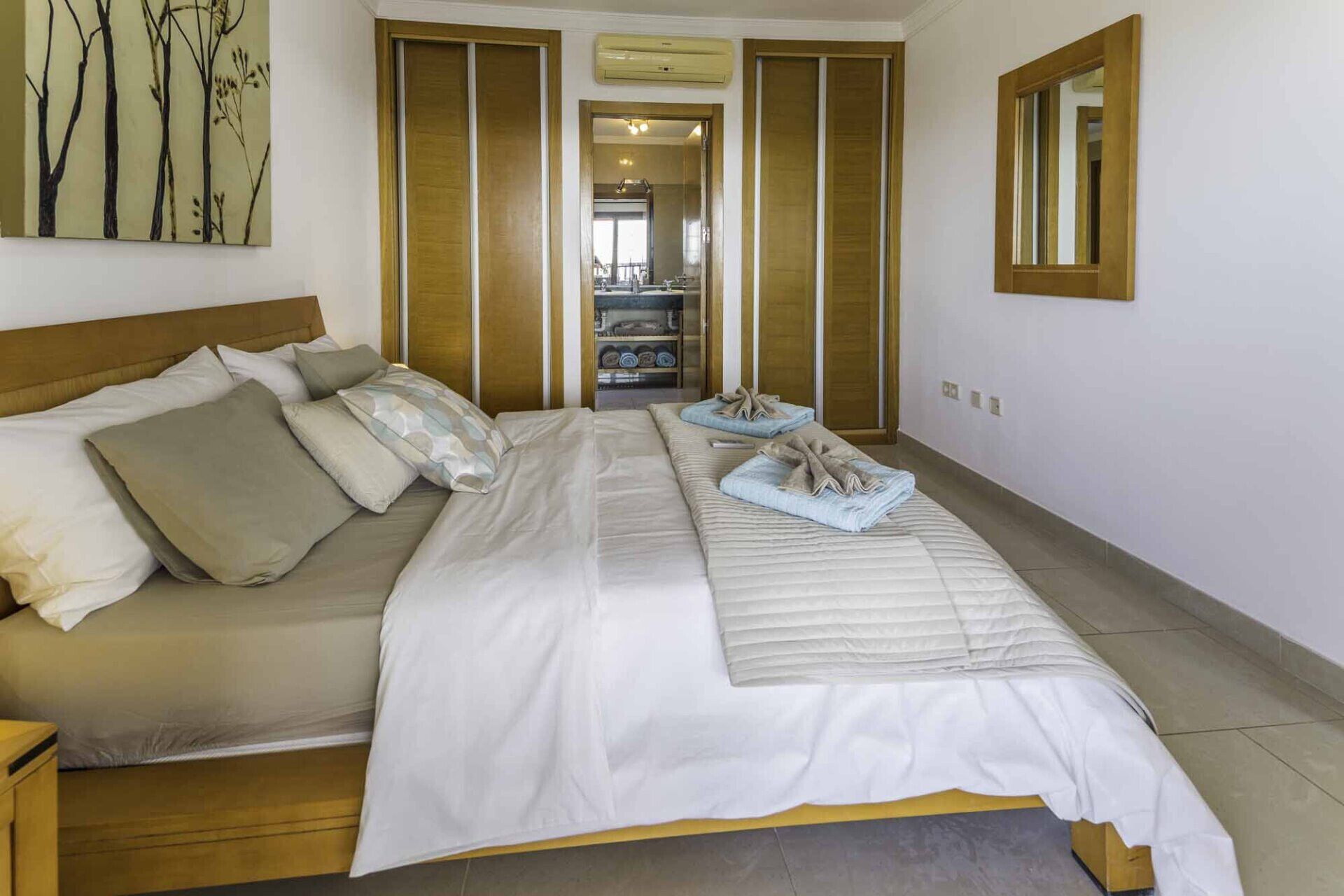 Villa Azure LH122 By Villas Now Ltd