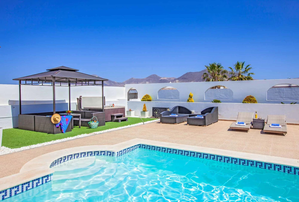 Villa Lilly