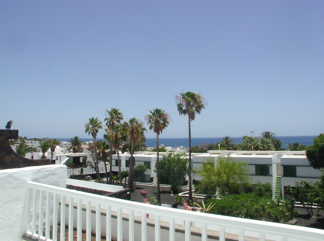 Arena Dorada Apartments