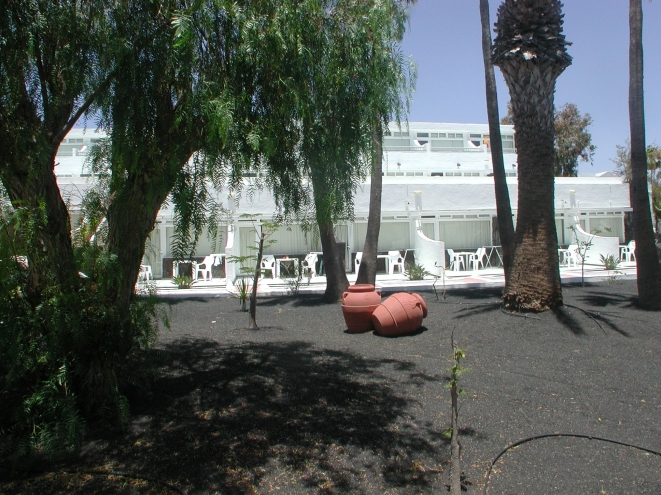 Arena Dorada Apartments