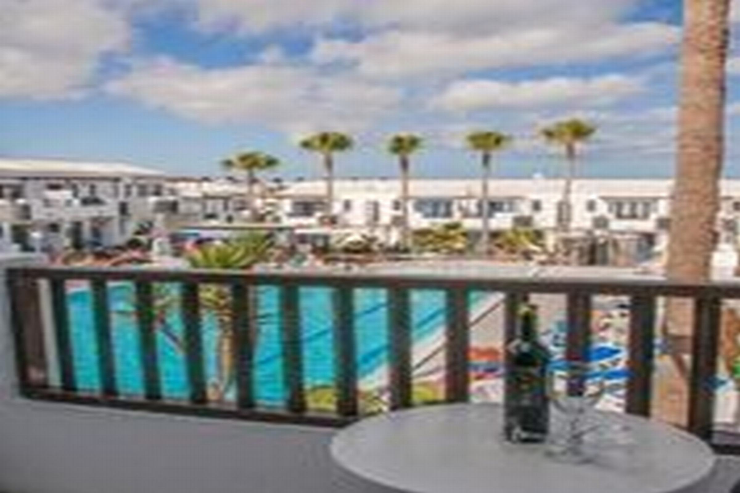Apartamentos Plaza Azul