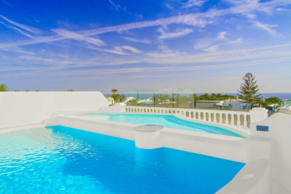 Villa Azurra