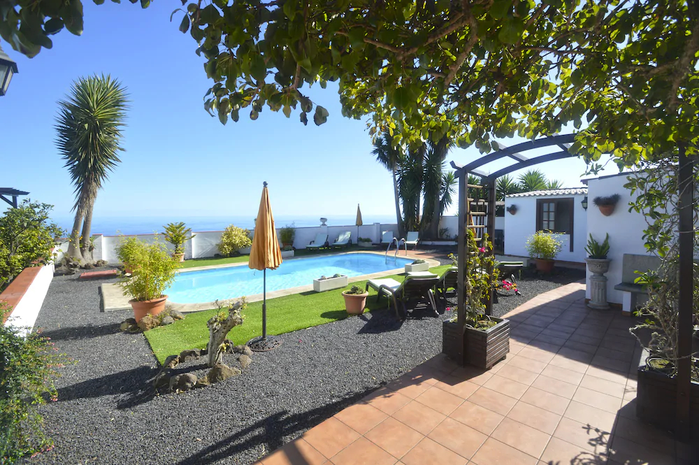 Fuente Abreu by Isla Bonita