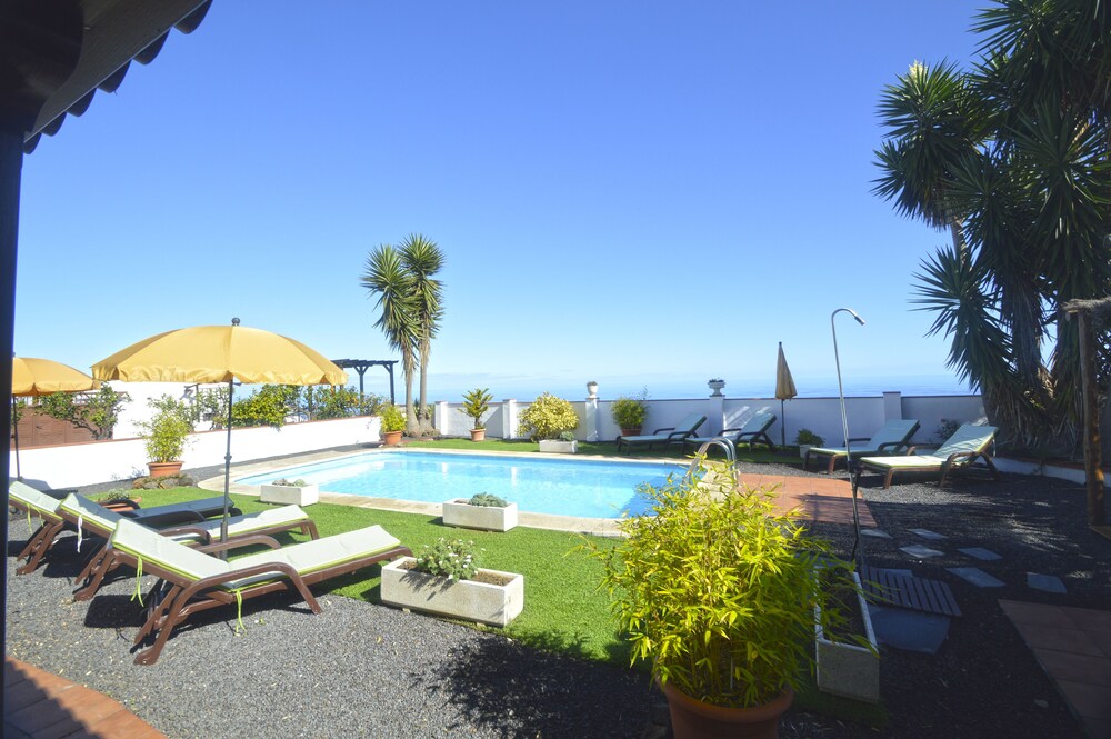 Fuente Abreu by Isla Bonita