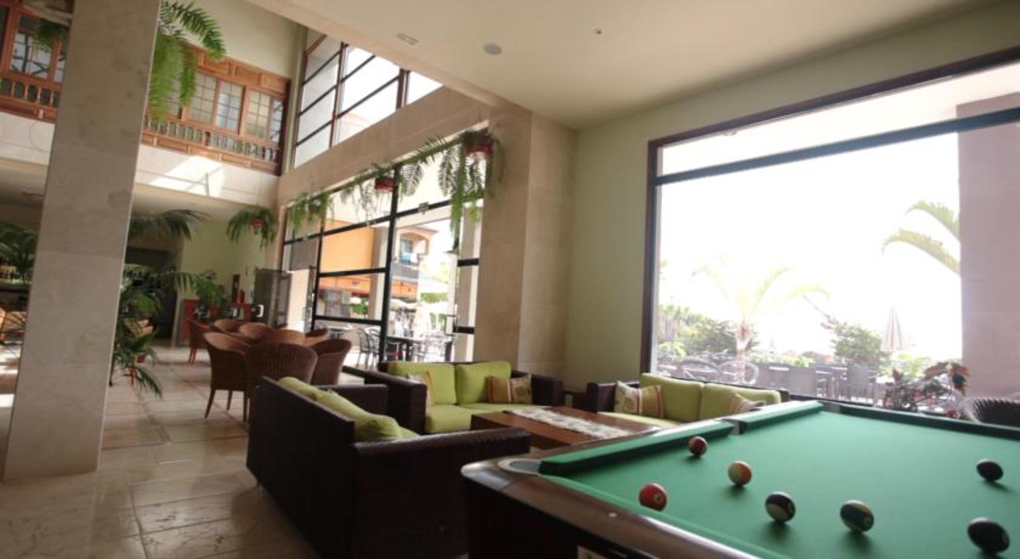 Hotel Las Olas