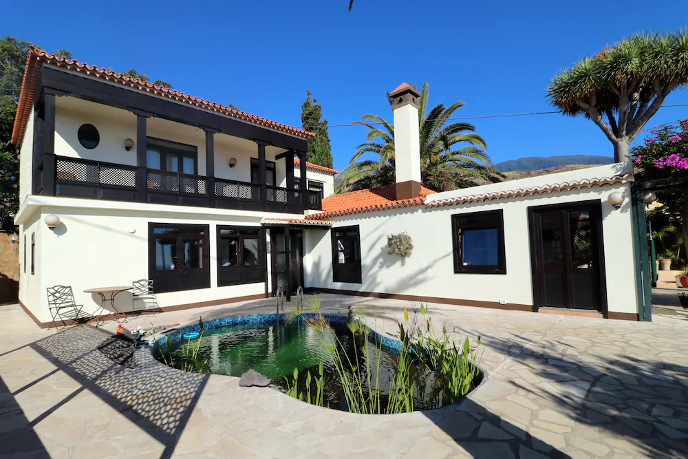 Villa Escondida