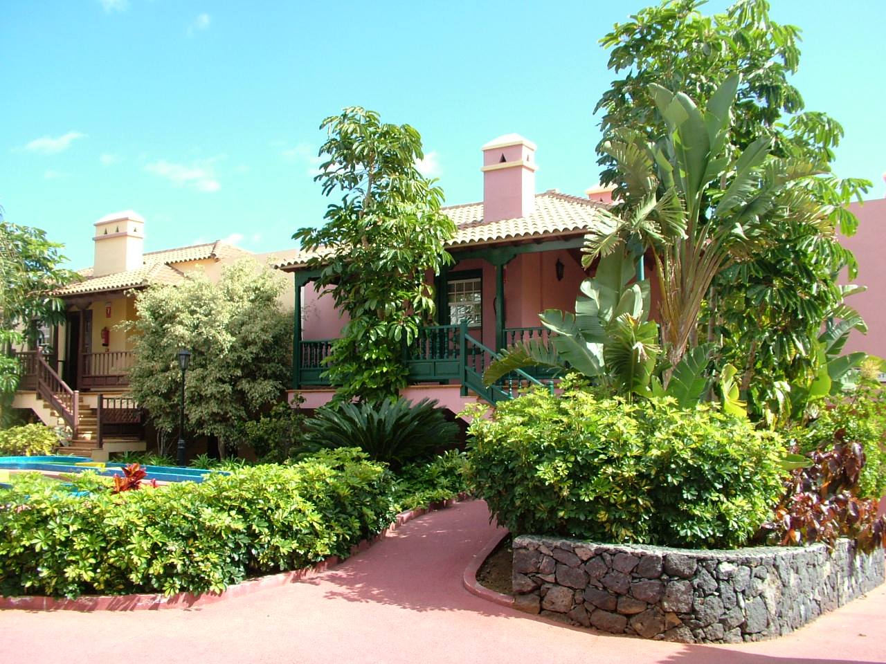 Apartamentos Oasis San Antonio